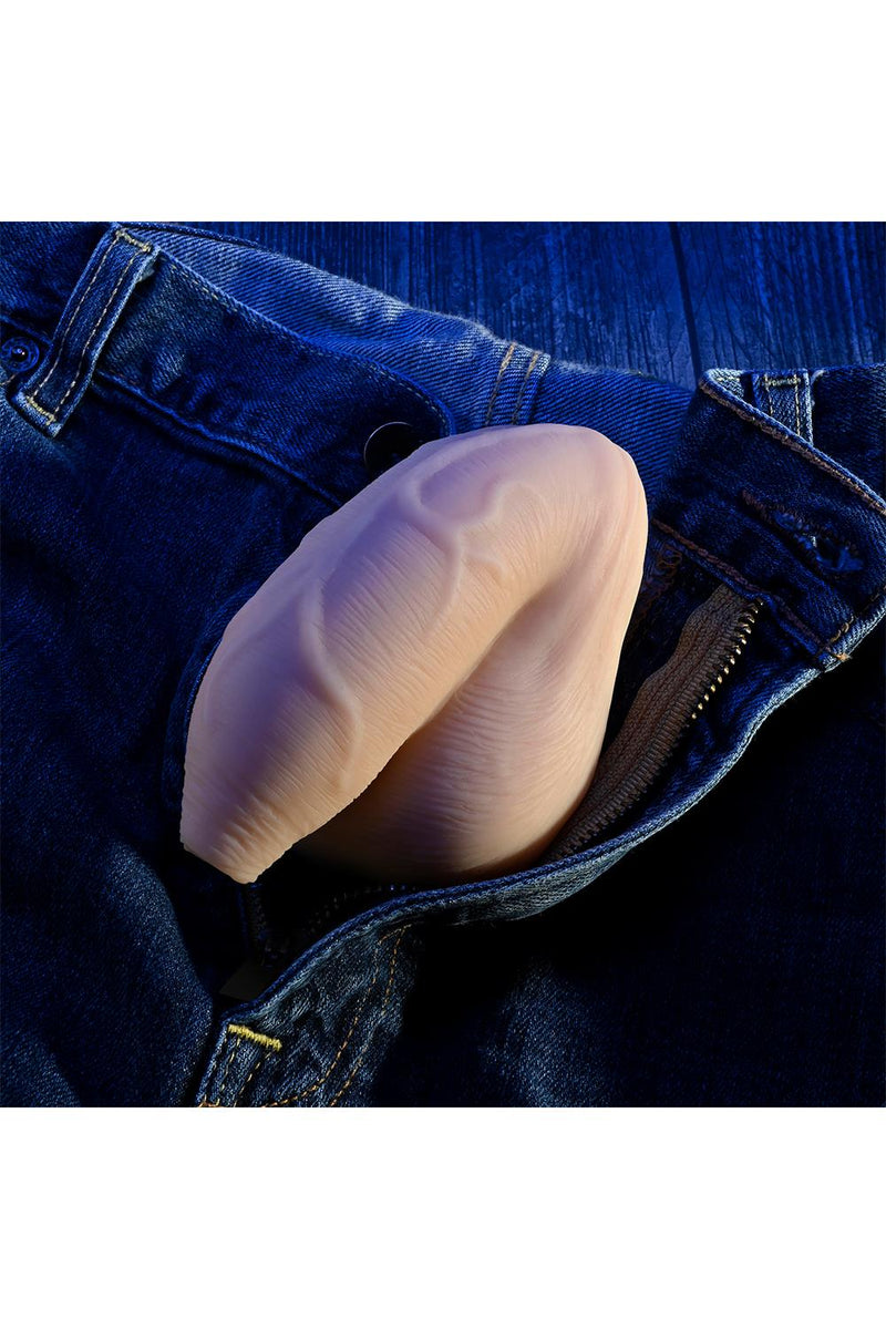 Gender X | Packer Penis