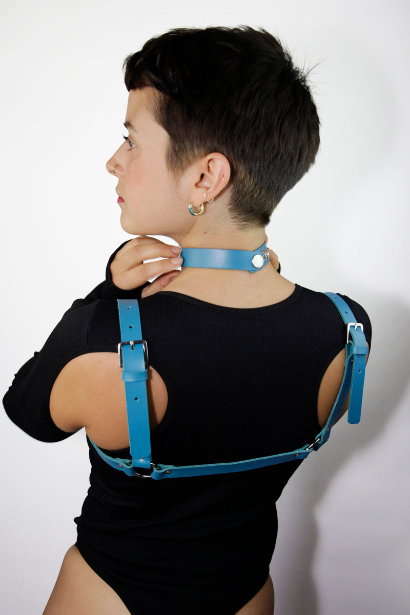 Moonbow | Chest Harness | blue | leather