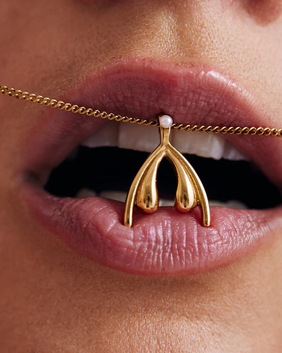 Mail & Female | Clitoris met parel | ketting