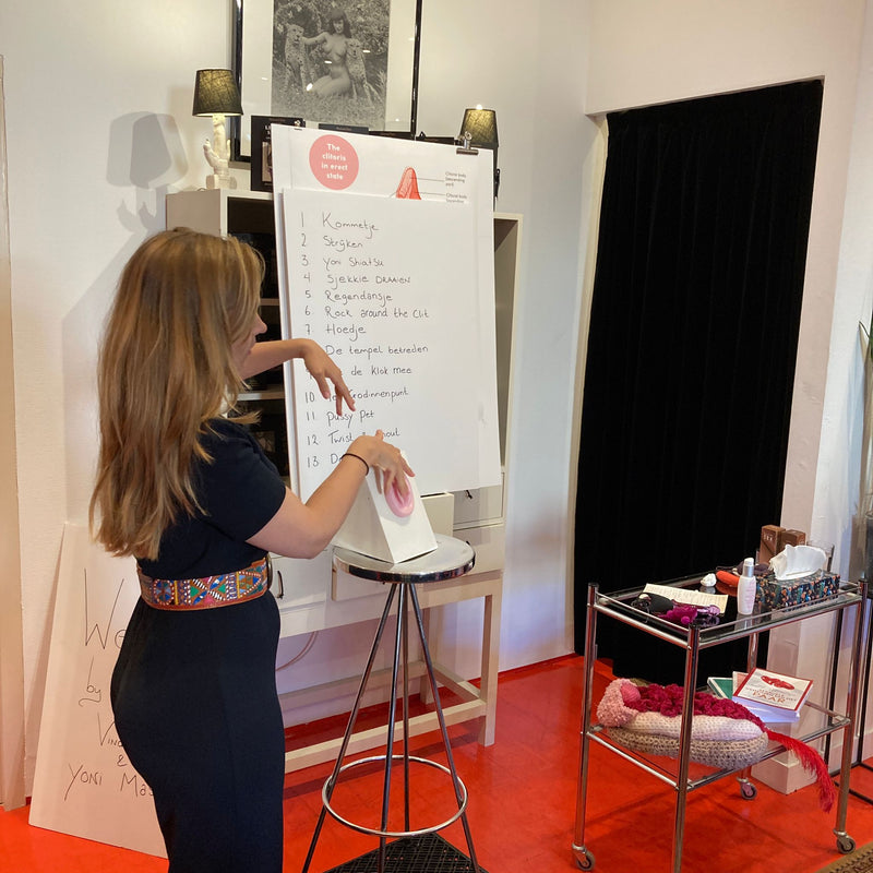 Love Academy | Fingering &amp; Yoni Massage Workshop