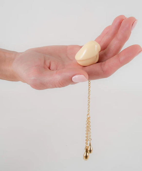 Sylvie Monthule |  Intimate gold glans jewel | Yoni egg