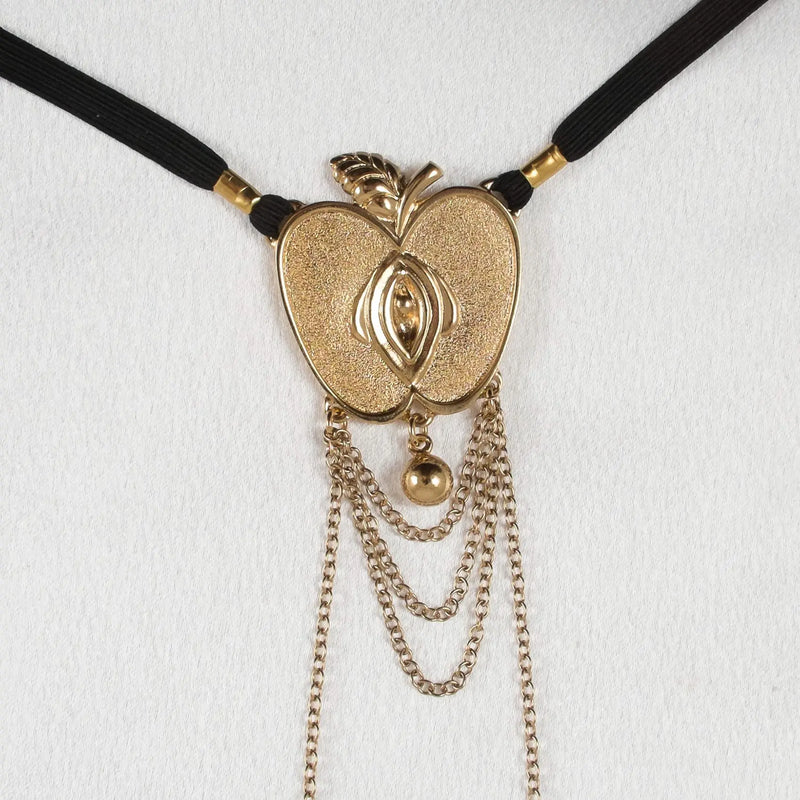 Sylvie Monthulé | Pomme Defense Or | String vulva jewelry