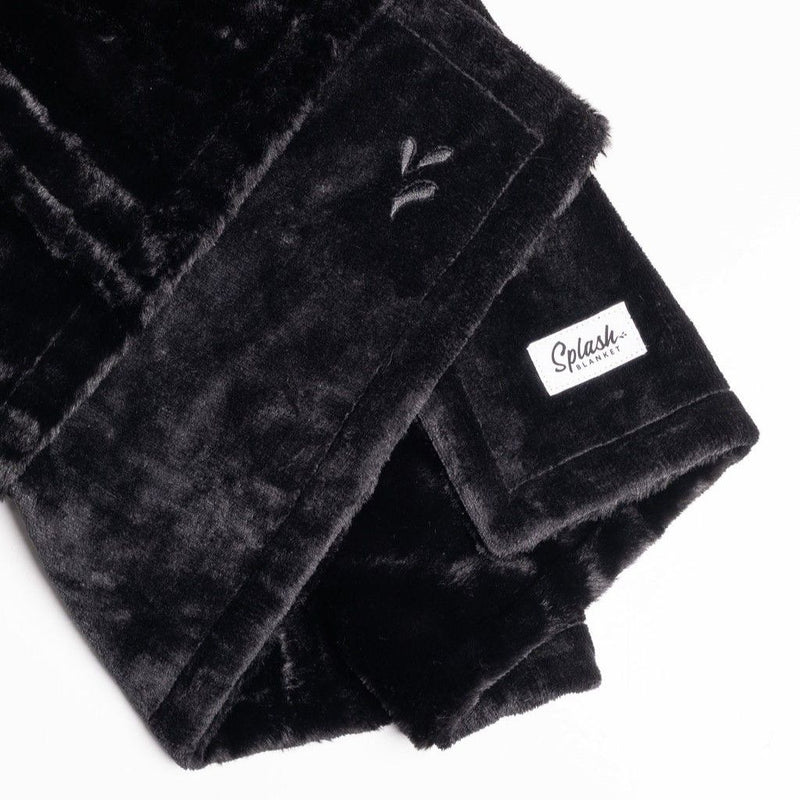 Splash Blanket | Furlush | zwart
