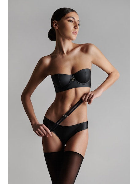 Maison Close | Chambre Noire | Thong