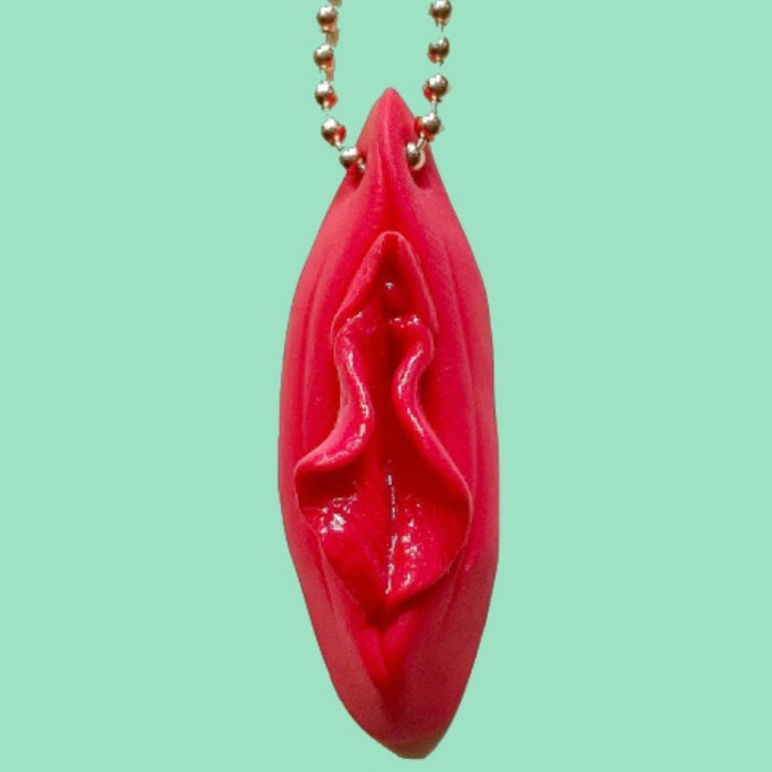 Pussy Pendant | Denise Rosenboom | vulva ketting
